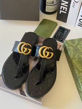 🎗️🎗️Gucci slippers🎗️🎗️